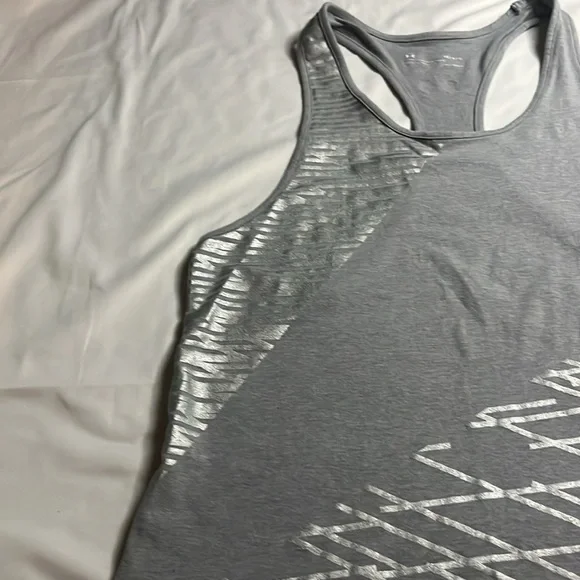 Under Armour Light Gray Tank with Shiny Silver Pattern - Picture 2 of 9